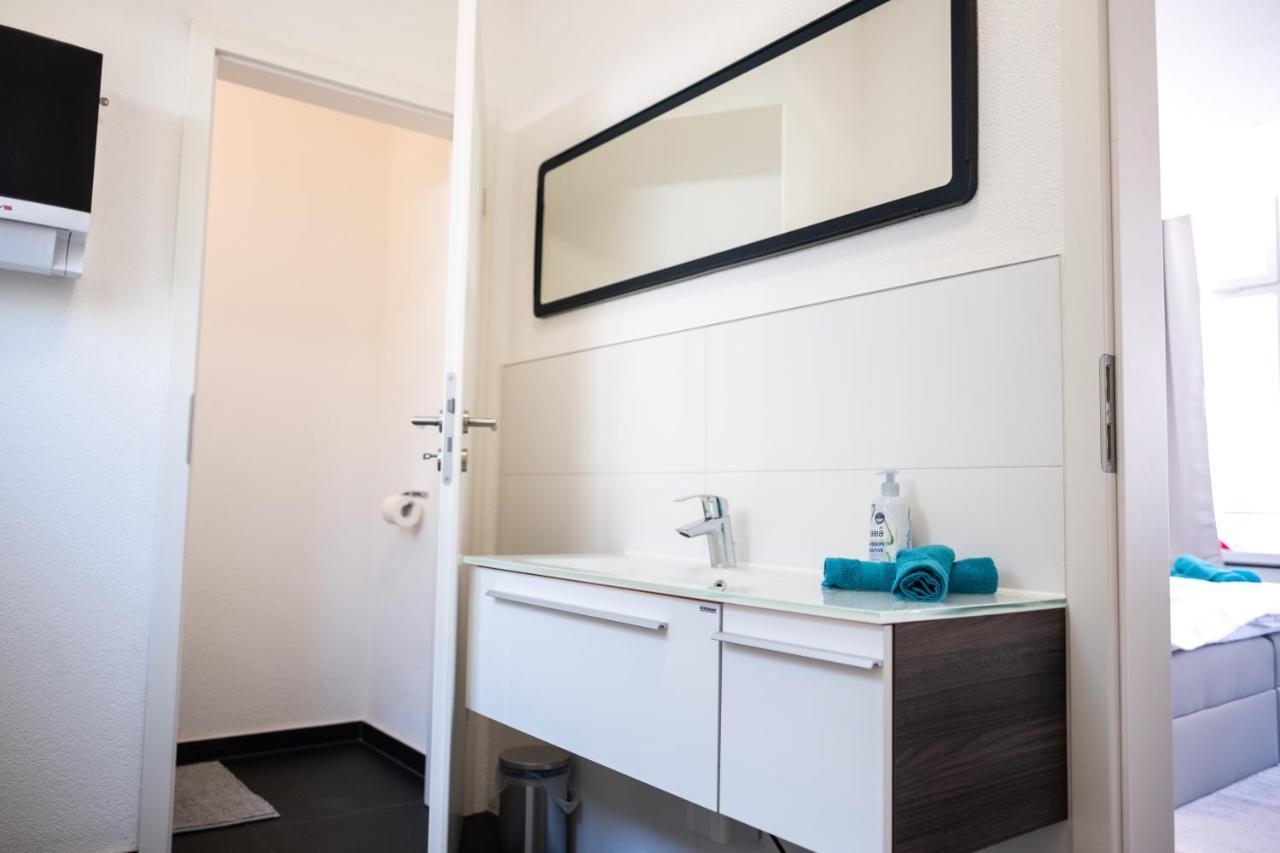 Klassen Apartments! Erleben Sie Biberach In Diesem Stilvollem Bungalow Mit Charme Und Komfort Biberach an der Riss Bagian luar foto